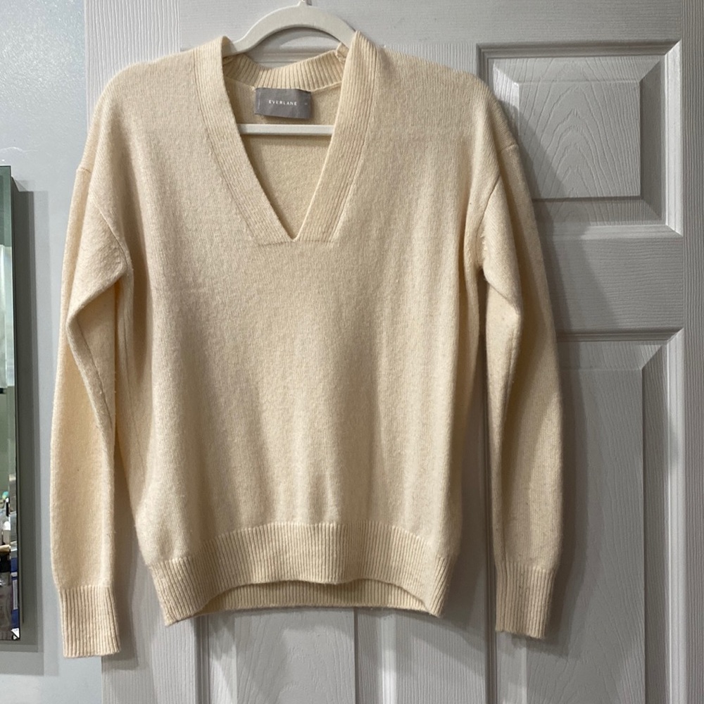 Cashmere Everlane Sweater
